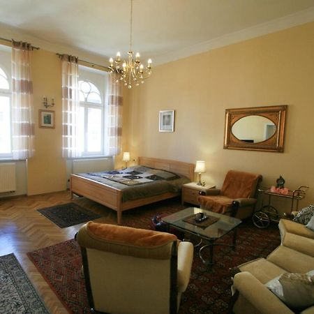 Apartment No. 20 Jaltska 3 كارلوفي فاري المظهر الخارجي الصورة