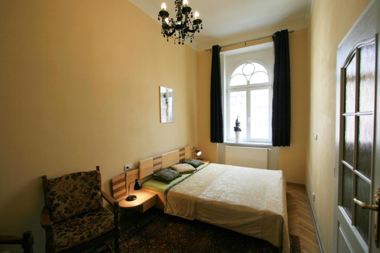 Apartment No. 20 Jaltska 3 كارلوفي فاري المظهر الخارجي الصورة