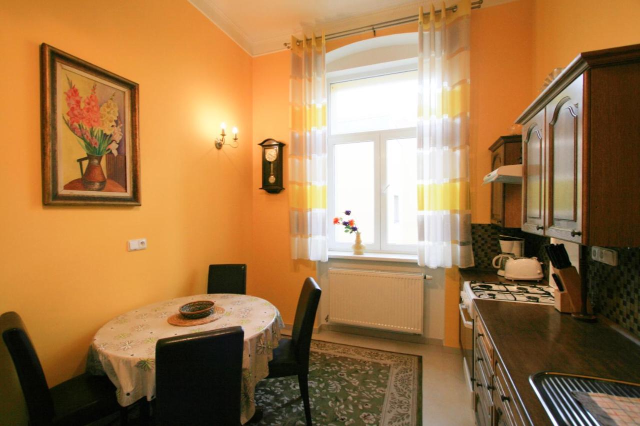 Apartment No. 20 Jaltska 3 كارلوفي فاري المظهر الخارجي الصورة